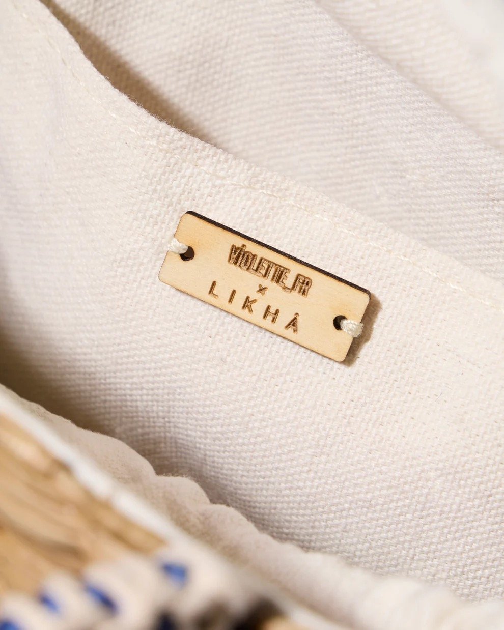 VIOLETTE_FR X LIKHÂ STRAW TOTE - Imagem 3