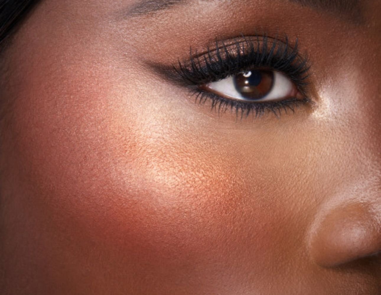 Charlotte Tilbury Hollywood Blush & Glow Glide Palette Tan to Deep - Imagem 6