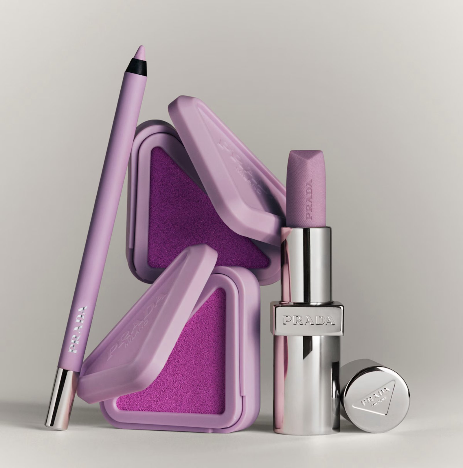 Prada Touch cream-to-powder color - Imagem 7