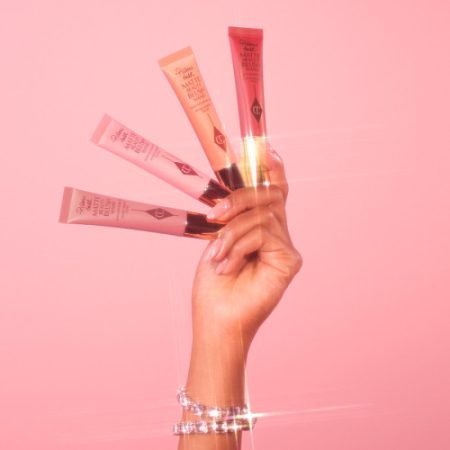 Matte_Beauty_Blush_Wands_four_in_hand.jpeg